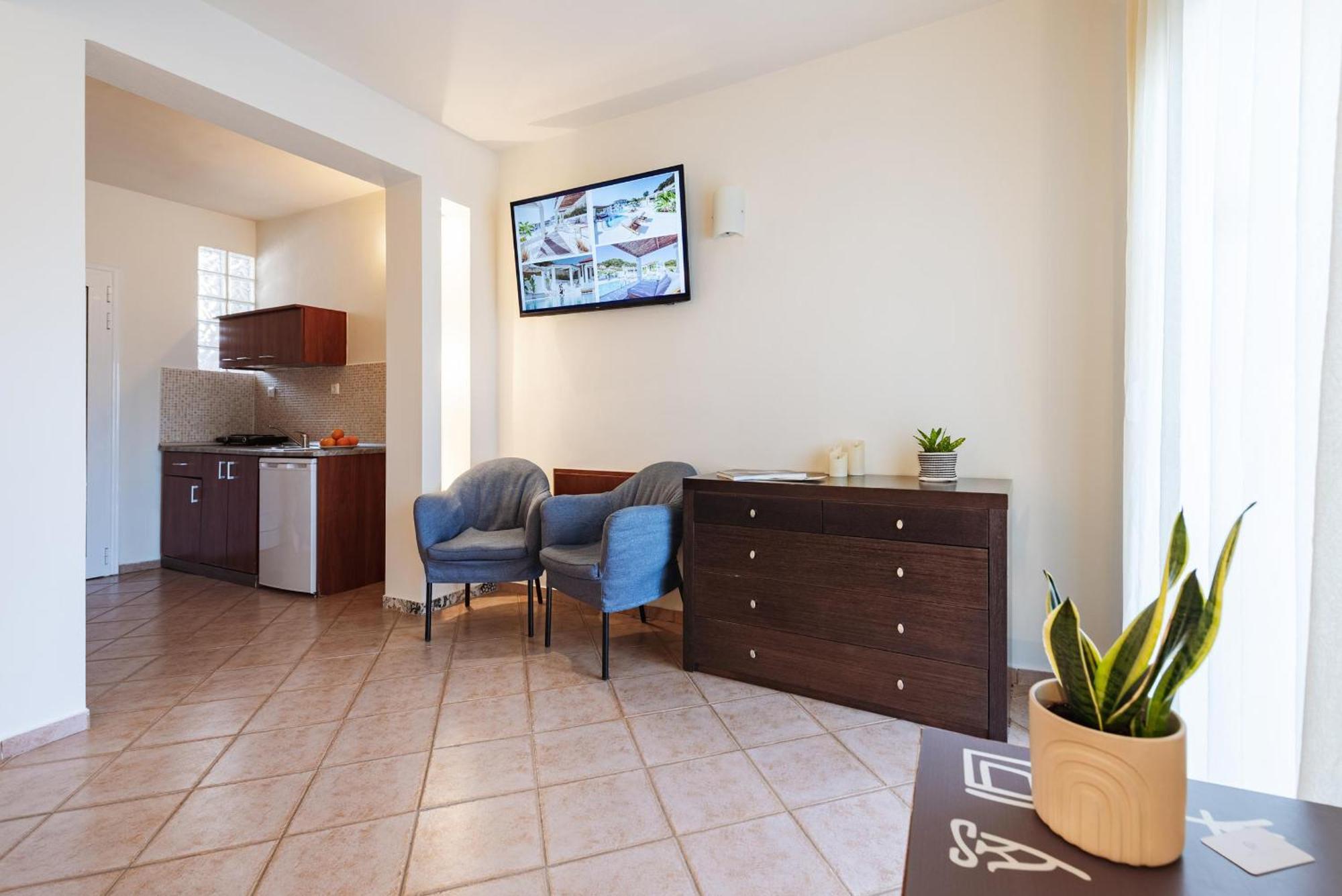 Ampelia Hotel Kassandra CChanioti Exteriér fotografie